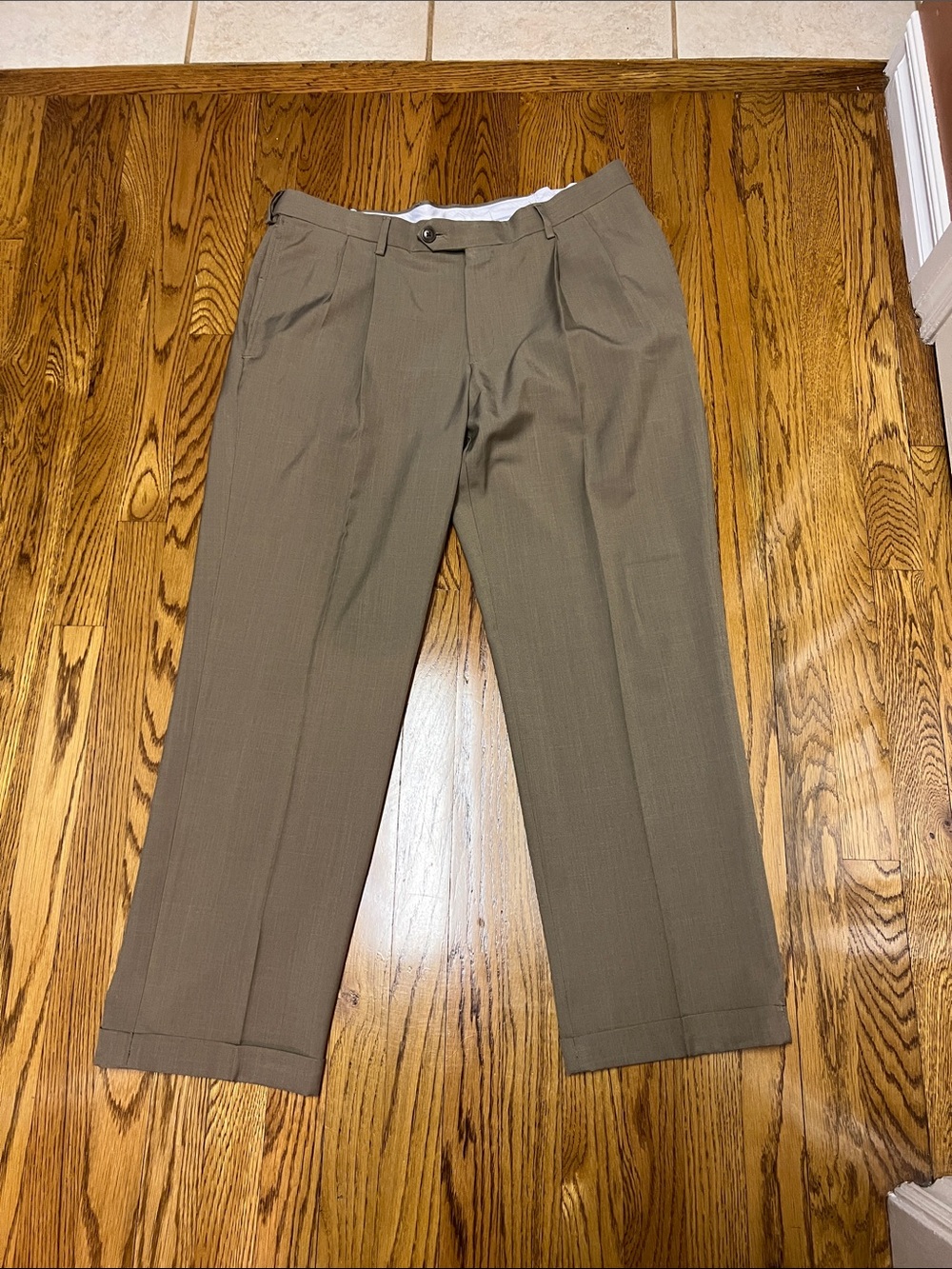 Haggar Men's Dress Pants in Tan